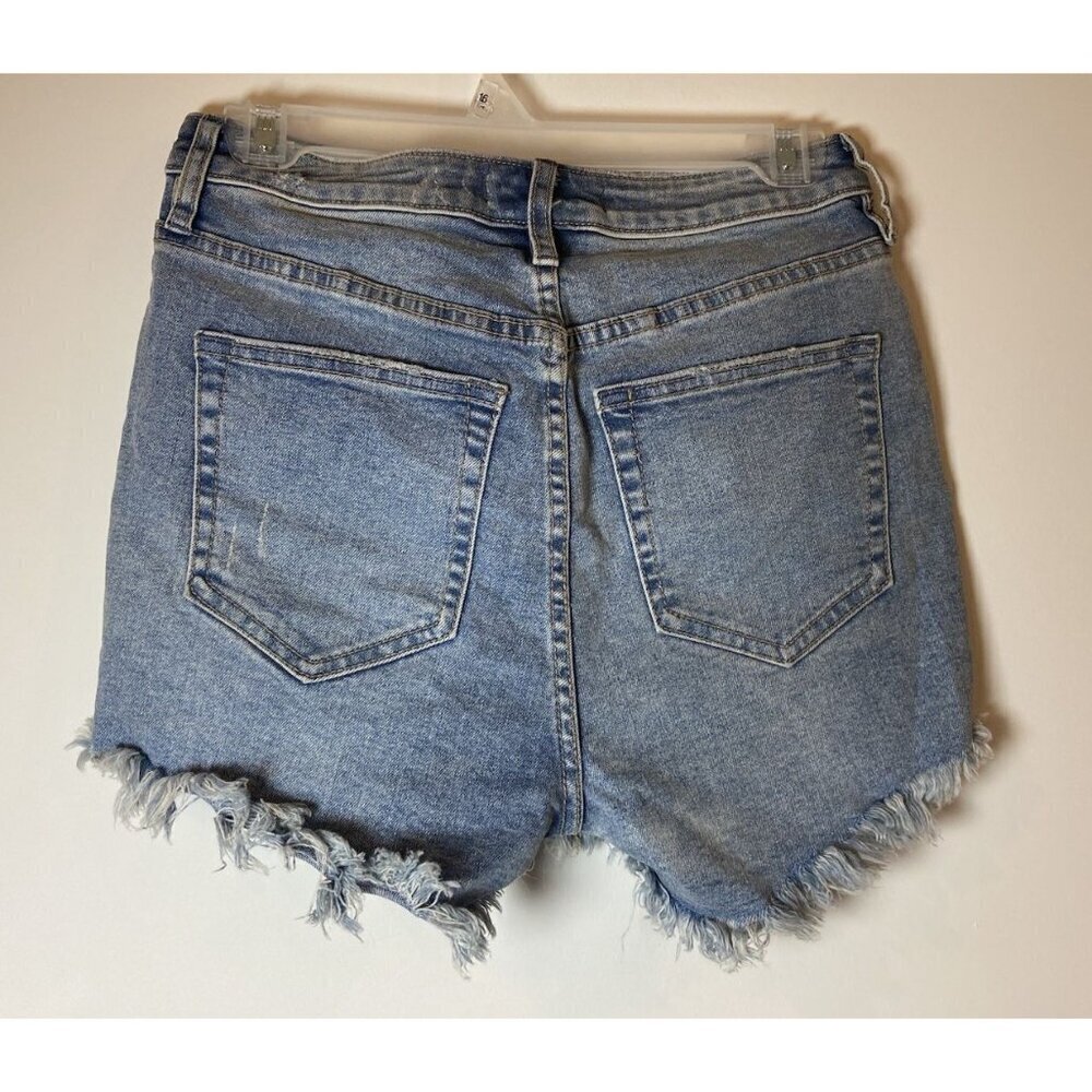 We The Free People Curvy Denim Jean Shorts Raw Hem Button Fly Size 26 - Picture 2 of 4